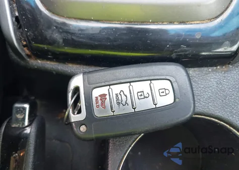 2013 Hyundai Elantra Limited from USA, damaged, VIN 5NPDH4AE6DH266305